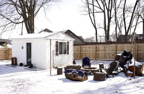 Springfield Cottage | Tiny home in the Galloway neighborhood!