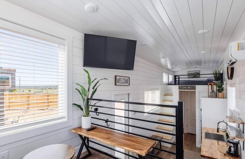 Apple Valley Apartment | Tiny Home Paradise with Hot Tub