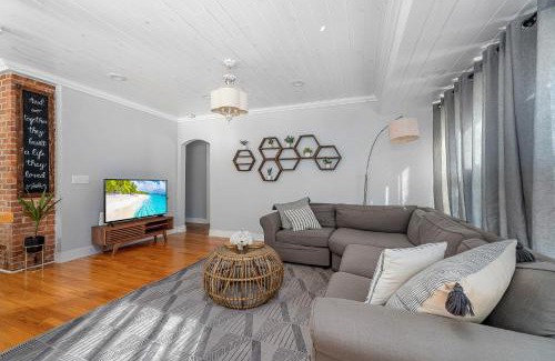 Fairvilla House | Tiny Home w MIL suite - 3 MI to DT