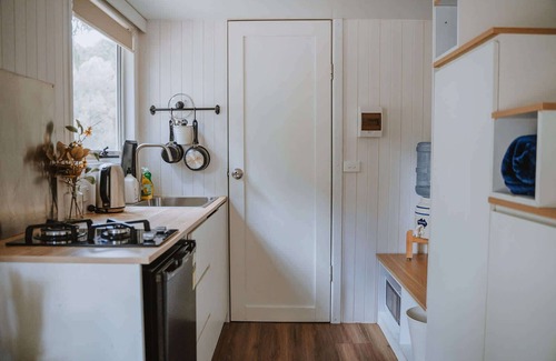 Dadswells Bridge House | Tiny House 20 at Grampians' Edge by Tiny Away