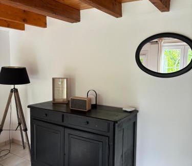 La Celle-sous-Gouzon Ski Chalet | Tiny house au fond du jardin