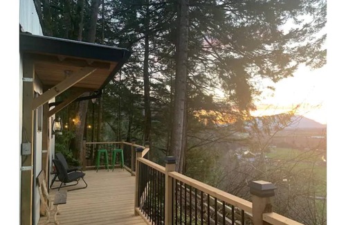 Sardis House | Tiny House Big View