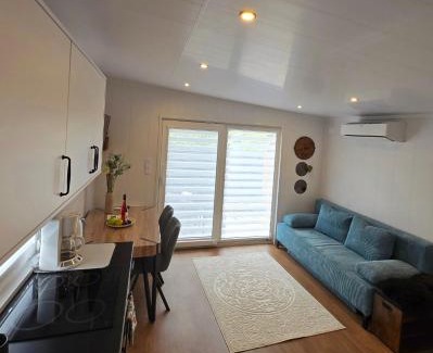 Lug Ski Chalet | Tiny House im Felsenland mit Sauna