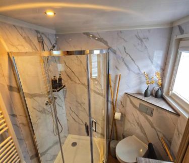 Lug Ski Chalet | Tiny House im Felsenland mit Sauna