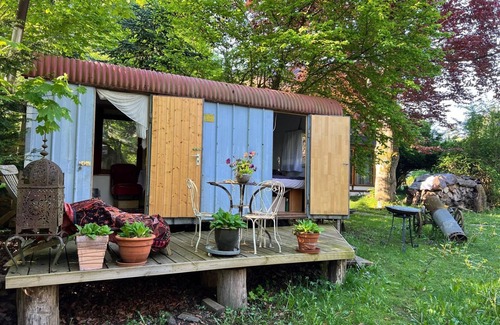 Bad Waldsee House | Tiny house in an original construction trailer