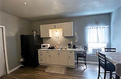 Okmulgee House | Tiny House in the country! Lakes, hunting, fishing+ are just a few minutes away