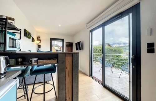 Aix-les-Bains Apartment | Tiny House in the hills above Aix Les Bains, 20 minutes from skiing and 10 minutes from the lake!