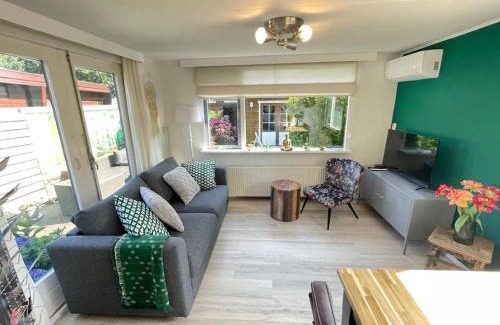 Krachtighuizen Ski Chalet | Tiny house met tuin en 2 fietsen in Putten op de Veluwe