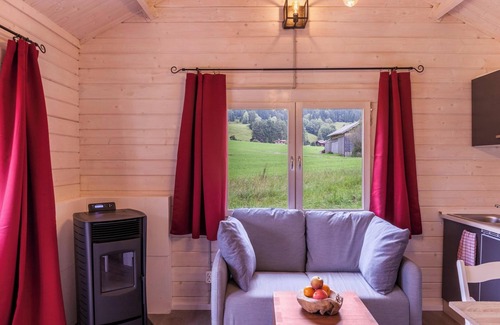 Oberammergau House | Tiny House "Sundowner Cabin in the Green with Mountain View, Terrace & Garden
