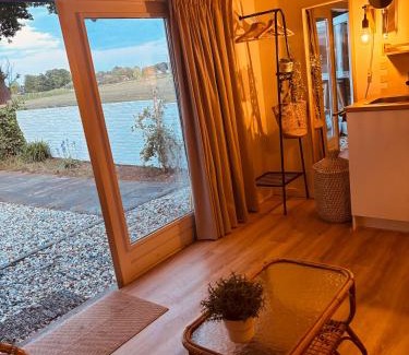 Barneveld Bed & Breakfast | Tiny House t Kleine Paradijs