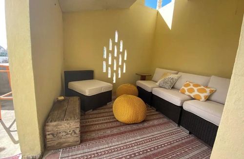 Parque Apartment | TINY -one room- Apartment/Beach View/Rooftop Terrace