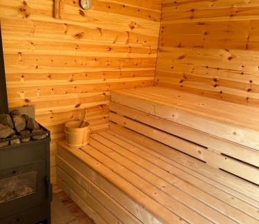 Sincraieni House | Tiny retreat