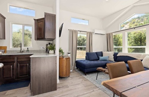 Three Rivers Apartment | Tiny River House w River Frontage