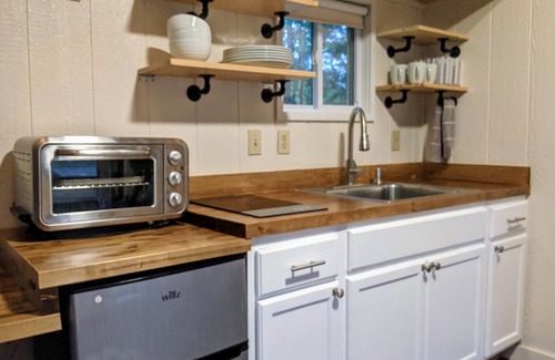 Franklin House | Tiny Rock House