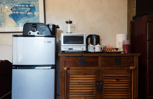 Clarksville Apartment | Tiny Tasteful 1