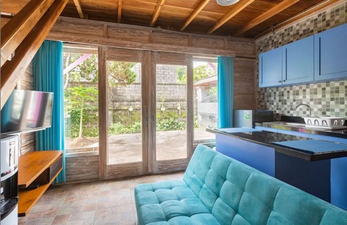 Sanur Kauh House | Tiny Wood Dream House Steps From The Beach