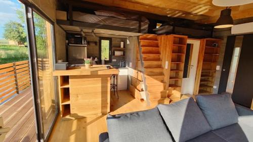 Buhlau House | TinyHousebeiDresden spektakuläres winziges Häuschen auf Stelzen im Pferdeteich, Kaminofen, umlaufende Terrasse - Nähe Sächsische Schweiz - Von Juni - September Mindestmietzeit 1 Woche Sa-Sa