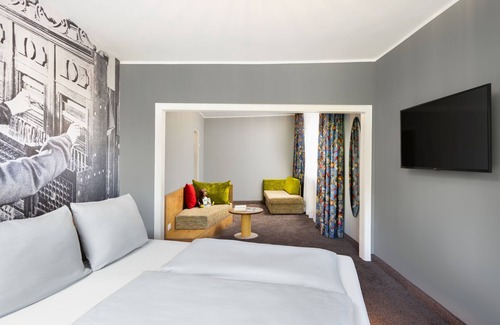 Alt-Godesberg Hotel | tinyTwice Hotel Bonn