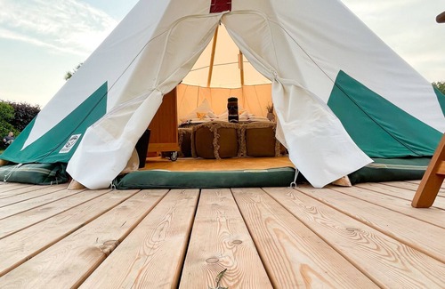 Belau Apartment | Tipi Wintun at Lake Belau
