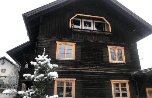 Tannheim Apartment | Tiroler Knusperhäuschen