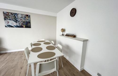 Charleroi Apartment | tirou 3 centre - gare - aéroport