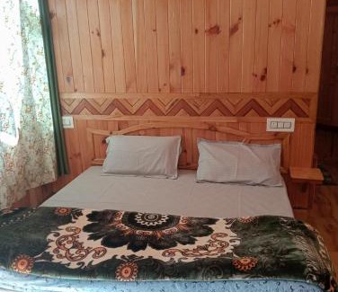 Banjar House | Tirthan Rahi Homestay