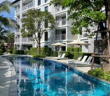 Rawai Apartment | Title V Summer Dream Pool View Gym Hammam