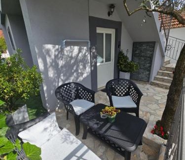 Mrcevac Apartment | Tivat studio apartment 5 min from airport Tivat