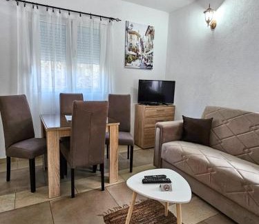 Mrcevac Apartment | Tivat studio apartment 5 min from airport Tivat