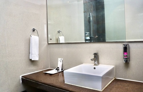 Bhiwadi Resort | Tivoli Heritage Palace
