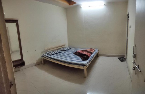 Ujjain House | Tiwari Dharamshala Guest House