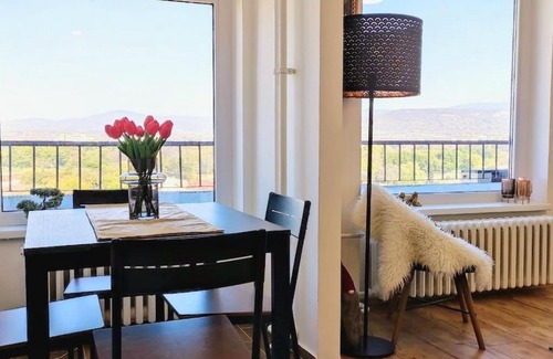 City Center Apartment | Tizza apartment - Modern flat above the city center
