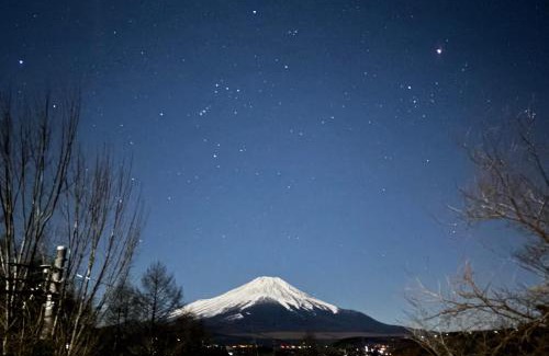 Yamanakako Villa | tj resort YAMANAKAKO Luxury large villa with Mt. Fuji, Sauna BBQ Max 25
