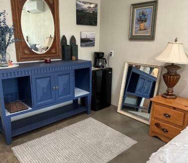 Van Zandt County House | Tmae's Bed & Rest