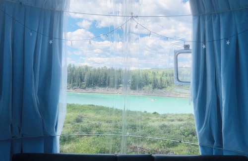 Calgary RV Rental | tnGlamping Dome 4 in ghost lake