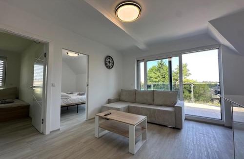 Floridsdorf Apartment | To Had Apartments with Balcony or Terrace, 500m from U-Bahn, Top Location