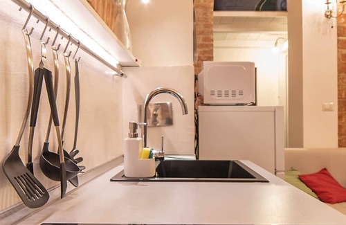 Turin Apartment | TO-Housing, start from here to visit Torino., TO-Housing, parti da qui per visitare Torino
