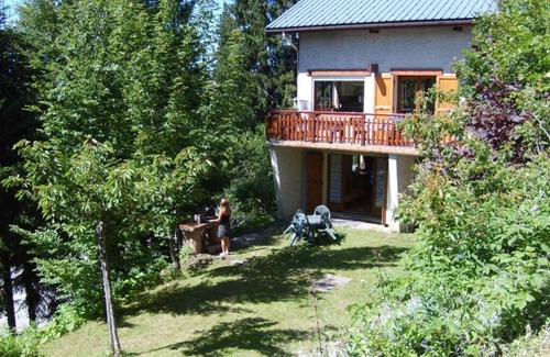 Allevard Ski Chalet | To just relax or to party