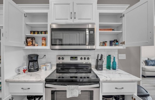 Bonner Springs House | To Legends! 3BD with 2.5 Bath House!