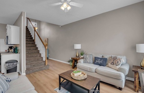 Bonner Springs House | To Legends! 3BD with 2.5 Bath House!