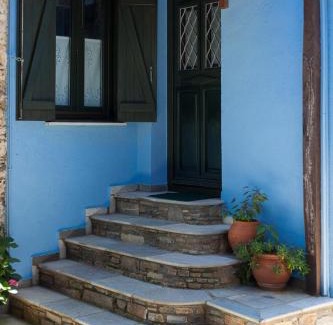 Agios Ioannis Apartment | To Petrino