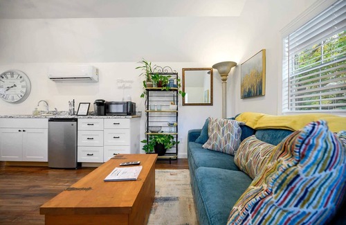Broken Bow Cabin | To the Moon Cozy Studio for 2