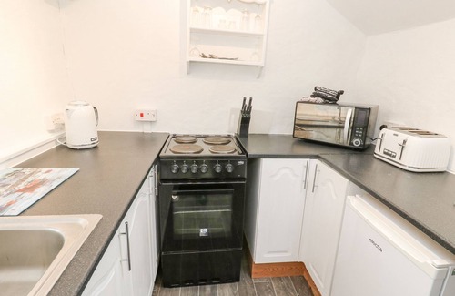 Mabe Cottage | TOADSTOOLS, pet friendly, character holiday cottage in Penryn