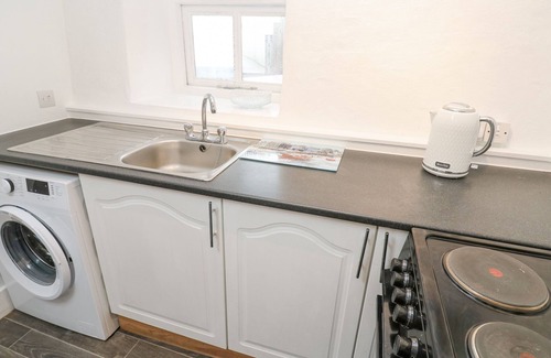 Mabe Cottage | TOADSTOOLS, pet friendly, character holiday cottage in Penryn