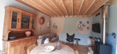 Oosternijkerk House | ToBornottoB
