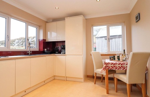 Finsbay Cottage | Tobson