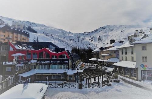 Pradollano Apartment | TODOSIERRANEVADA ZONA BAJA - APARTAMENTOS DE 4 DORMITORIOS - Junto a los Telecabinas