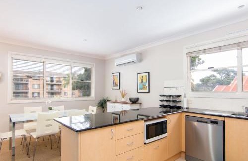Tuncurry House | Tokelau Townhouse 1