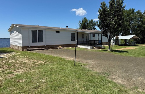Negreet House | Toledo Bend! Great Fishing with Great Sunsets!