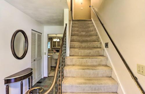 Toledo House | Toledo Home with Direct Golf Course Access!